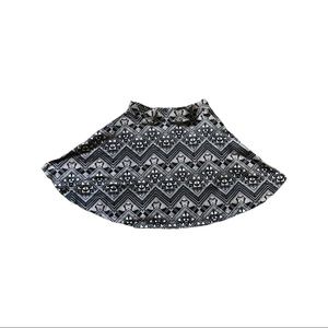 VS Black&White Geometric Hi Waist Circle Skirt